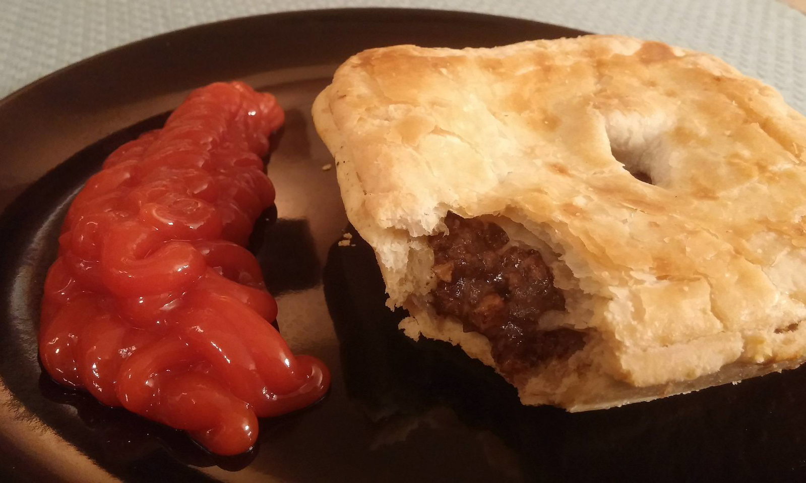 What to eat and drink in New Zealand 2 Meat pie