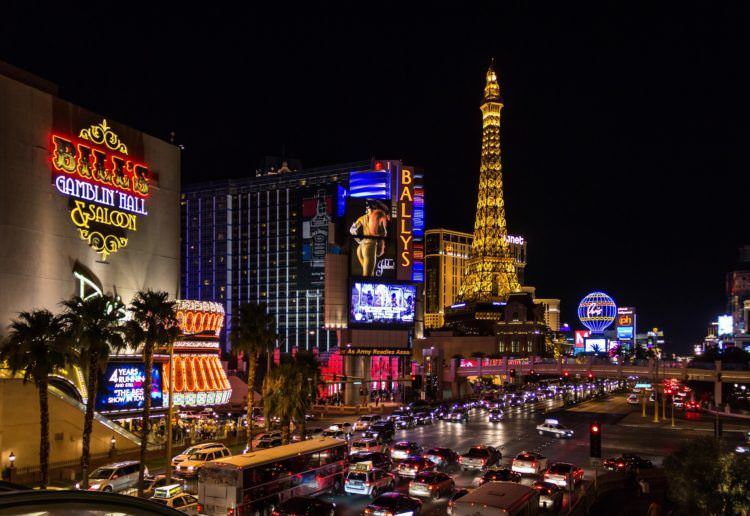 Ten fun things to do in Vegas 5 las vegas 1249899 1920 - Ten fun things to do in Vegas