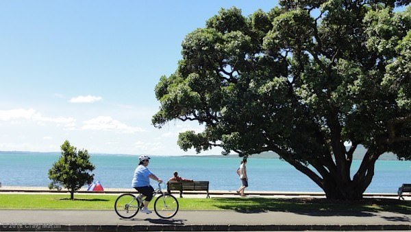 2012 year of travel jan 04 - Five must-do things in my city - Blog your backyard