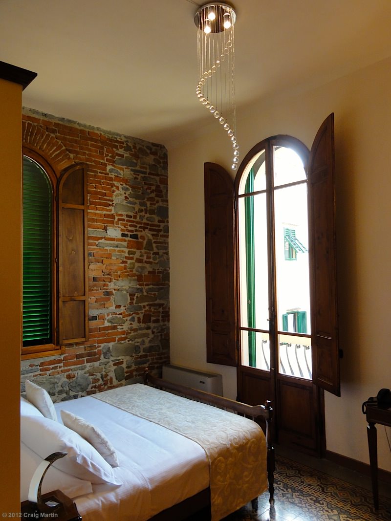 Our great Florence Apartment, thanks to Go With Oh.