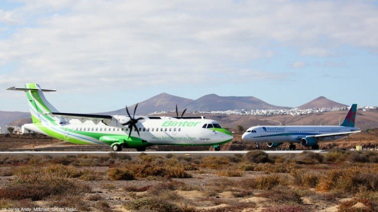 How to get from Lanzarote to Fuerteventura, Spain 1 Planes at Lanzarote airport