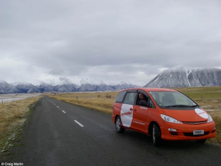 Travel accommodation 4 Spaceship in NZ