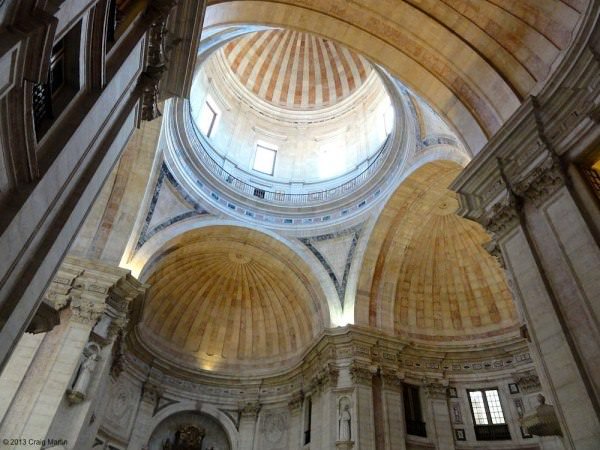 Five free things to do in Lisbon 3 Look up.