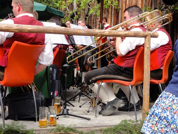 musicians open air museum may 1 salzburg.jpg Well-supplied musicians