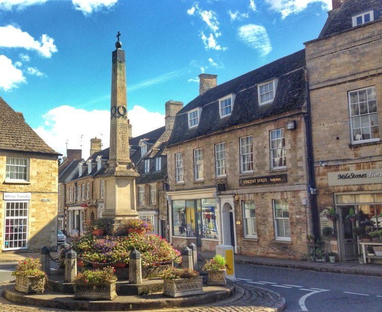 Top 10 things to do in England podcast 8 Oundle war memorial in Oundle UK