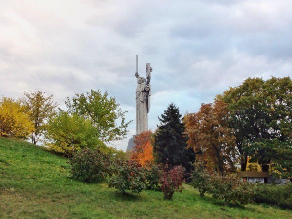 Odessa and Kiev: Our Ukraine podcast 5 The Mother Motherland monument in Kiev.