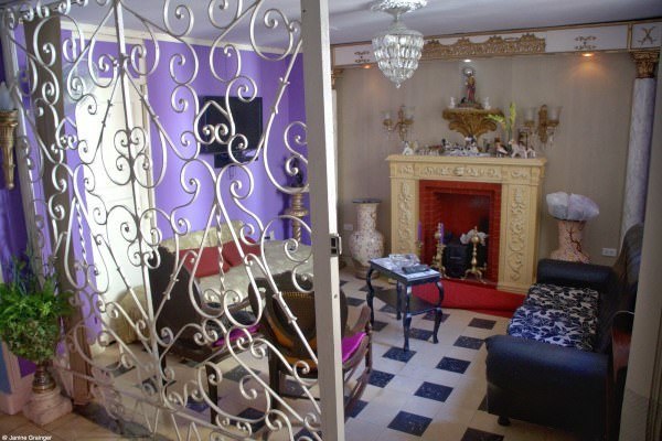 Where to stay in Cuba: casas particulares 2 The living room of one casa particular in Cuba.