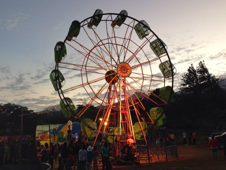 Ferris wheel at the Santa Fe feria in Panama.