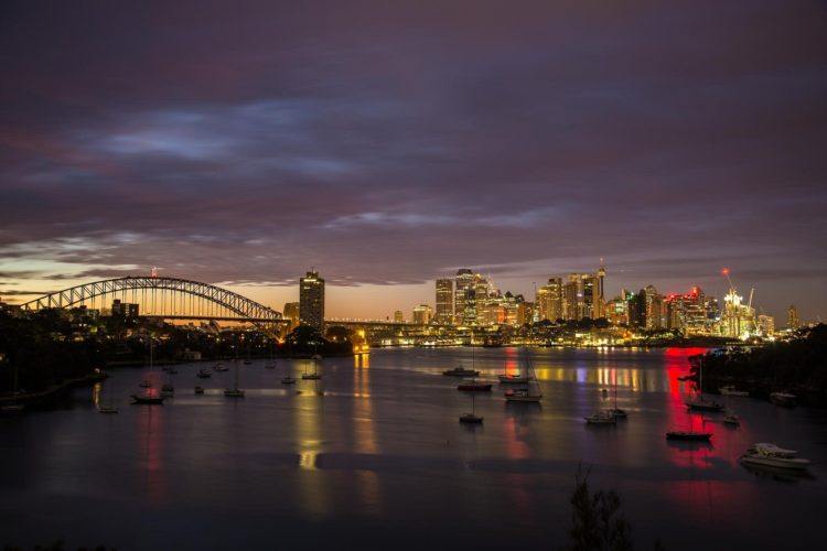 Sydney travel guide 1 Sydney at sunrise