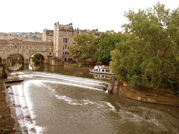 Bath Spa England-03 Bath Spa England 03 - Taking the waters in Bath