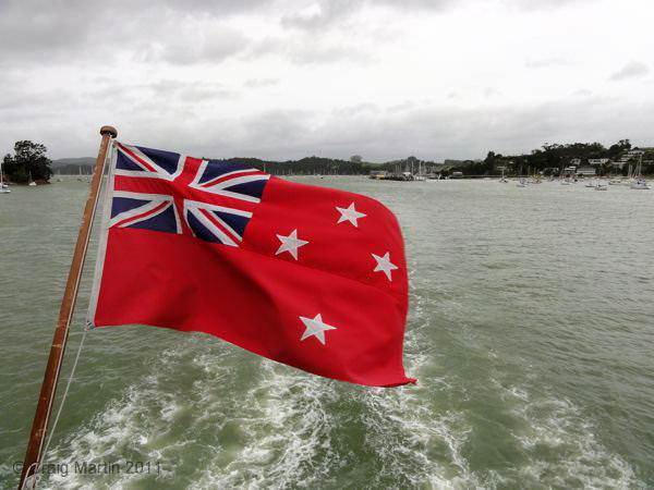 Ipipiri Cruise - Passing Paihia Bay of islands
