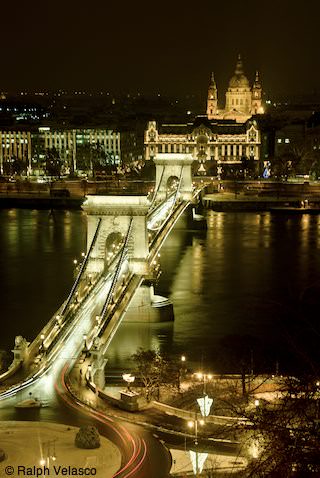 Night Scenes - Budapest, Hungary - Copyright 2009 Ralph Velasco Night Scenes - Budapest, Hungary - Copyright 2009 Ralph Velasco