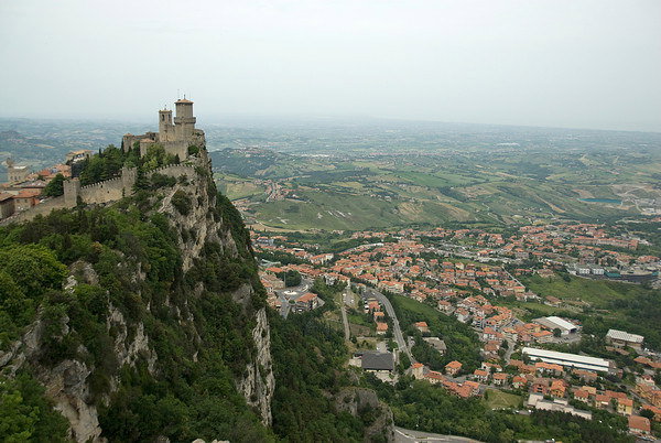 How to visit San Marino