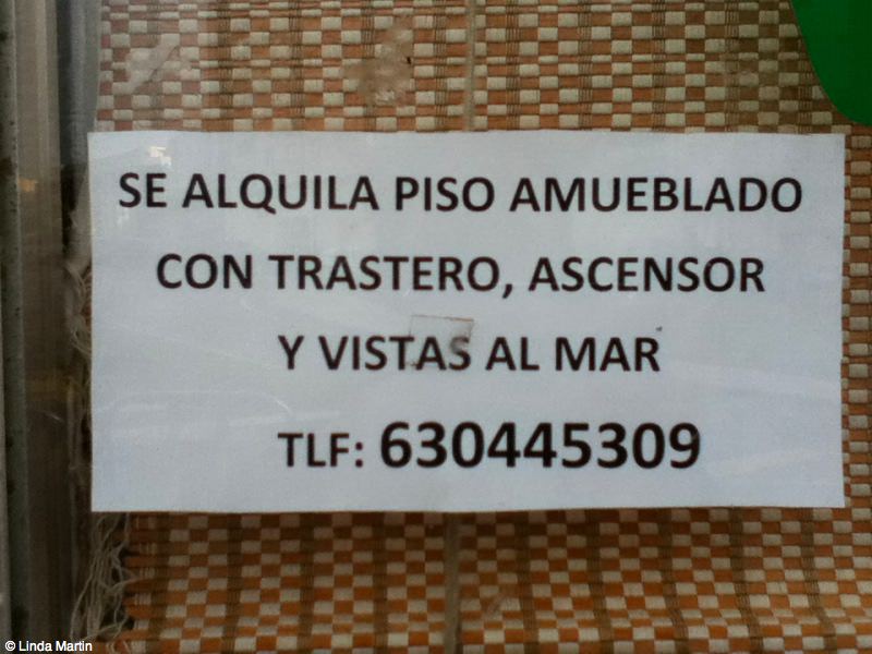 Apartment for rent sign in A Coruna Apartment for rent sign in A Coruna