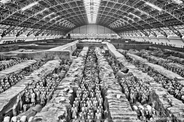 China's Terracotta Army: Suspended in time 2 Inside the Hall of The Terracotta Warriors By J. Griffin Stewart