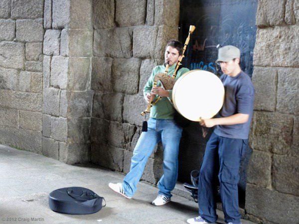 buskers in santiago de compostela spain Buskers in Santiago de Compostela