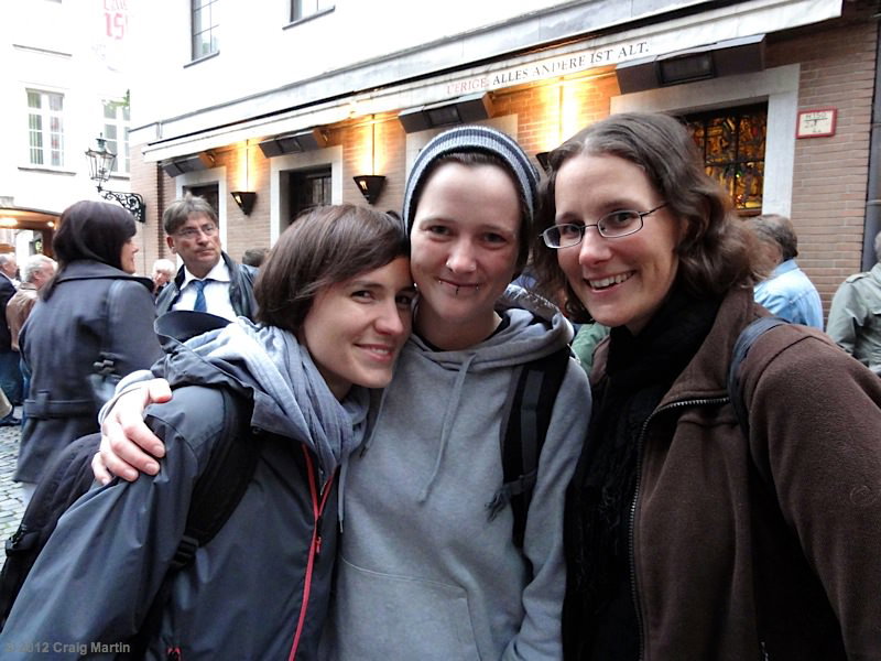 Linda with couchsurfing hosts