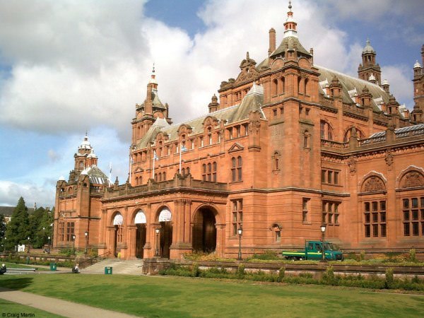 kelvingrove art gallery museum glasgow scotland