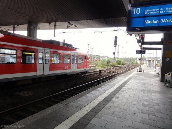 Five cheap things to do in Düsseldorf 2 train station dusseldorf germany 01 - Five cheap things to do in Düsseldorf