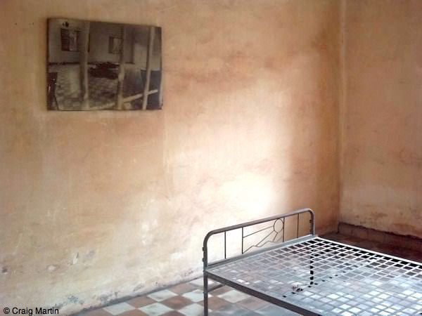 tuol sleng s21 - things to do in Phnom Penh Cambodia 01