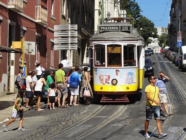 Yellow tram in Lisbon, Portugal yellow tram lisbon photos of portugal 02 - Travel diary 2012